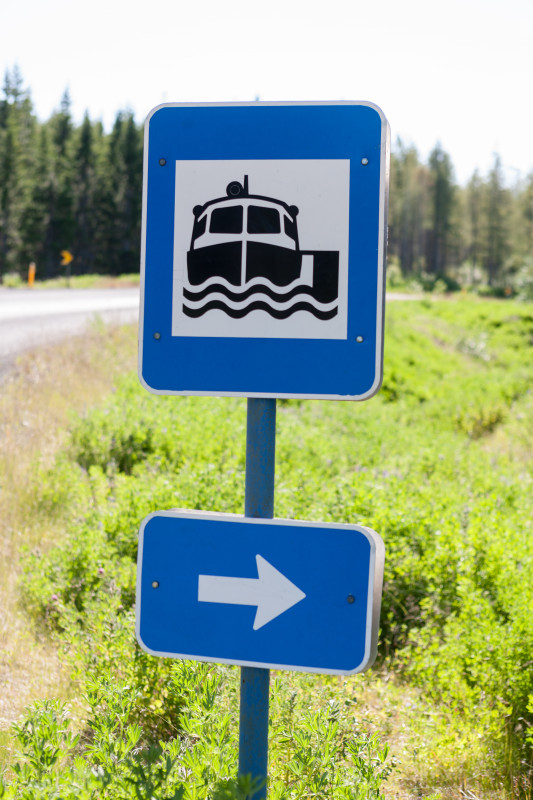 Icelandic ferry ship traffic sig